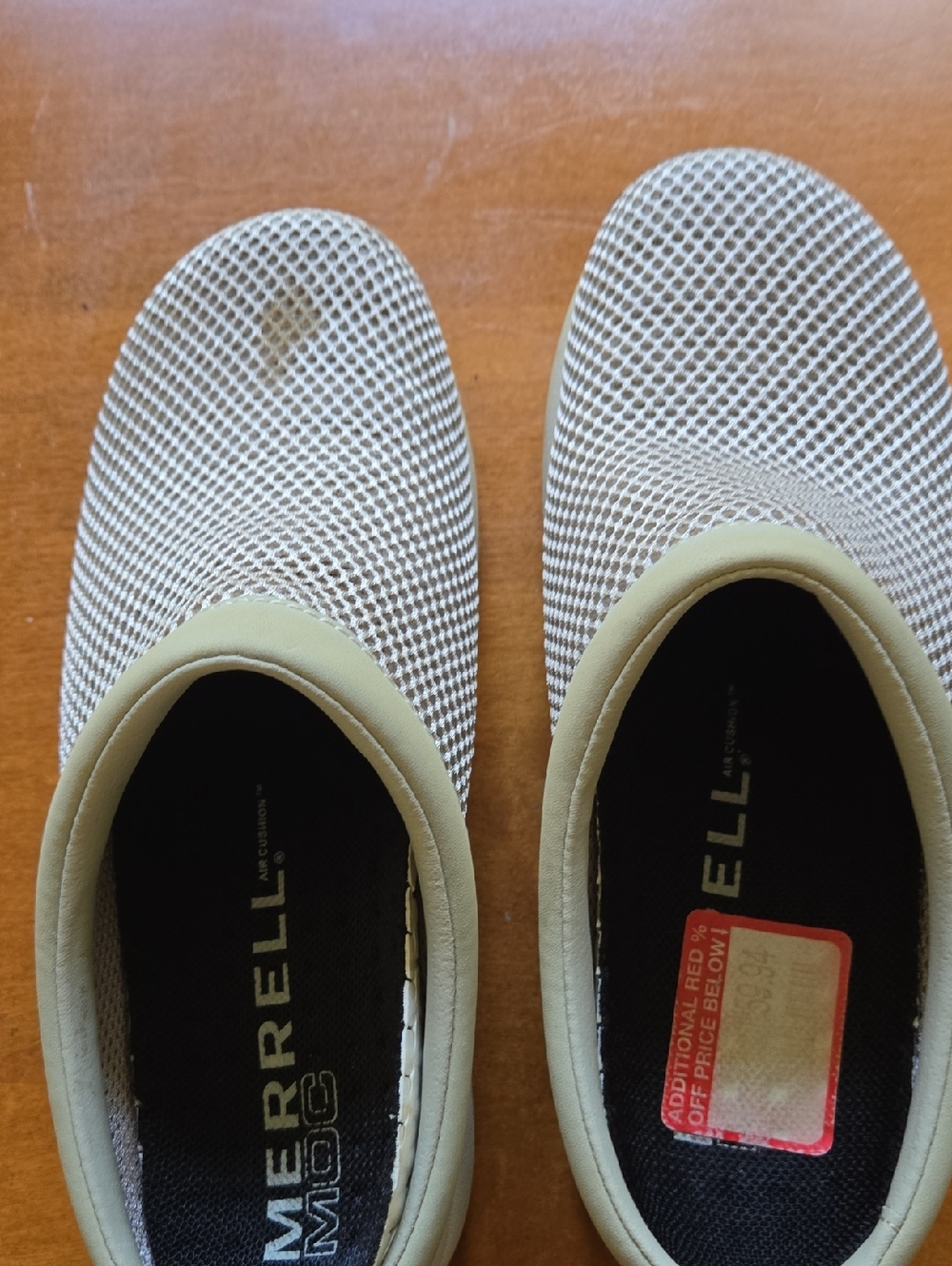 Merrell Slip-On Sneakers in Beige Knit